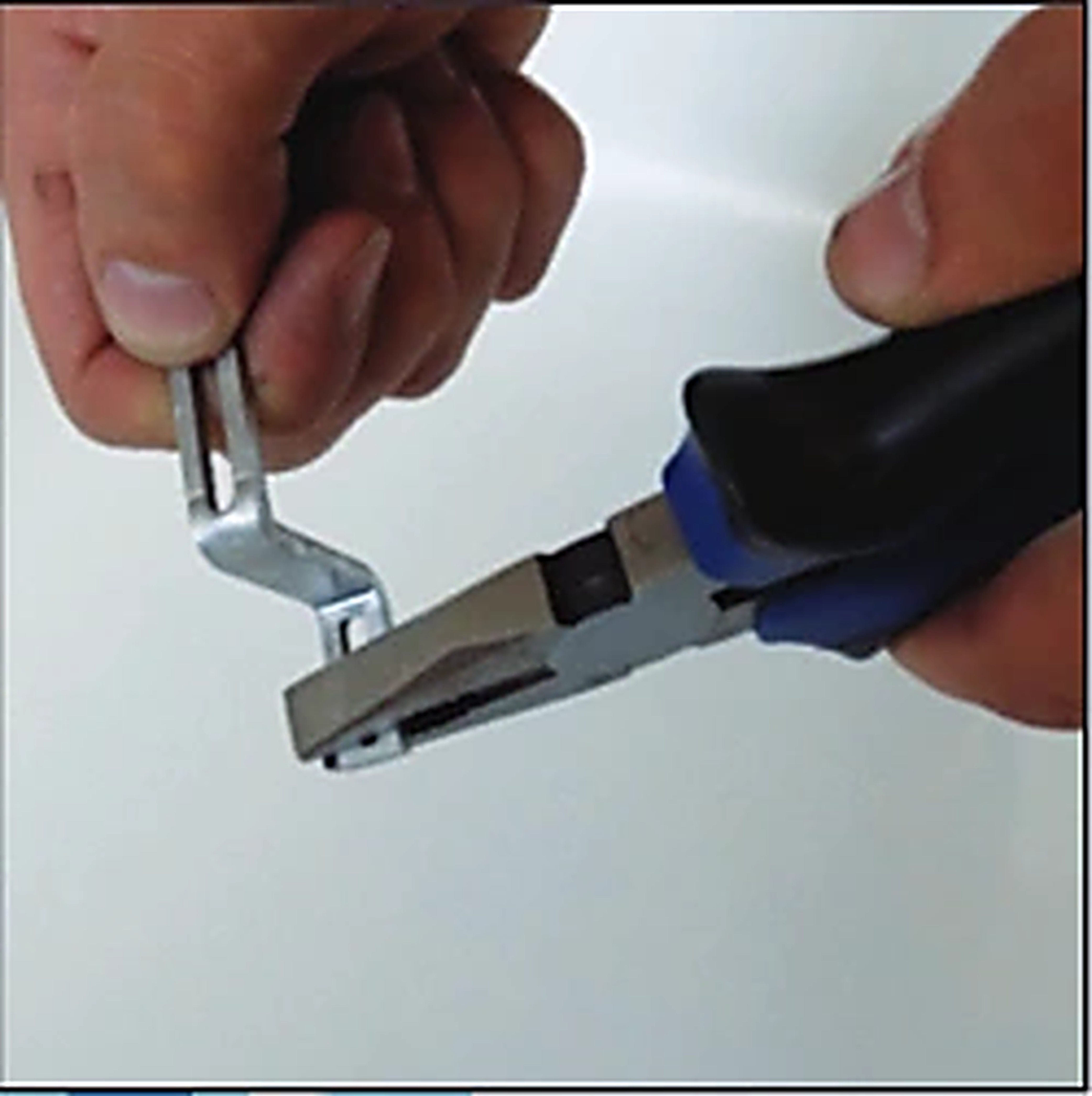 Bending an Earthrings bracket for adjustment